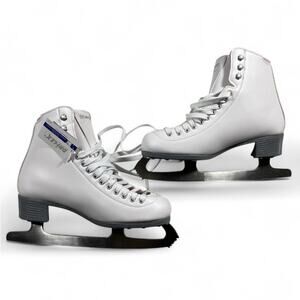 Riedell 114W stride white figure skates